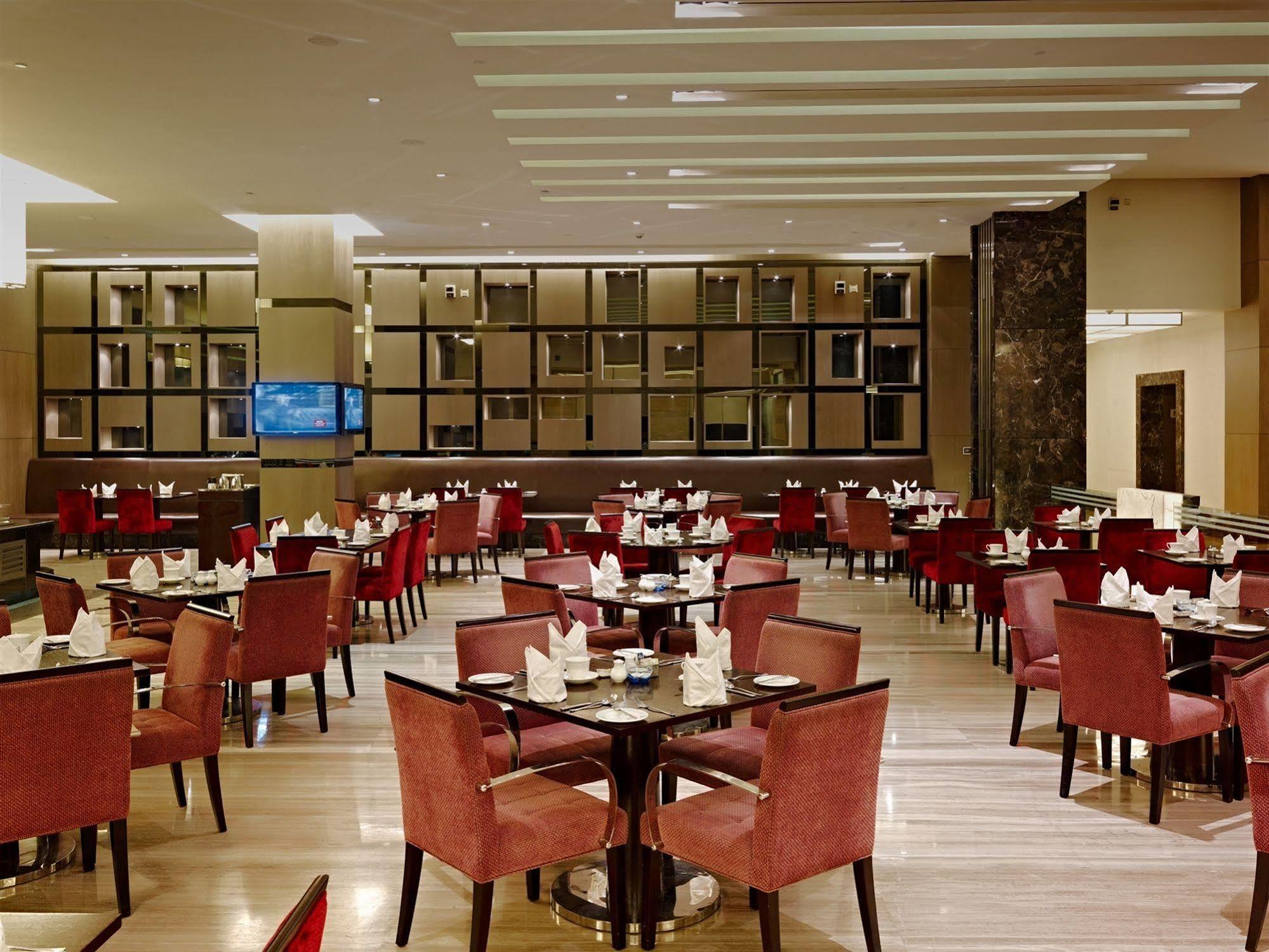 Radisson Blu Hotel Rudrapur מראה חיצוני תמונה