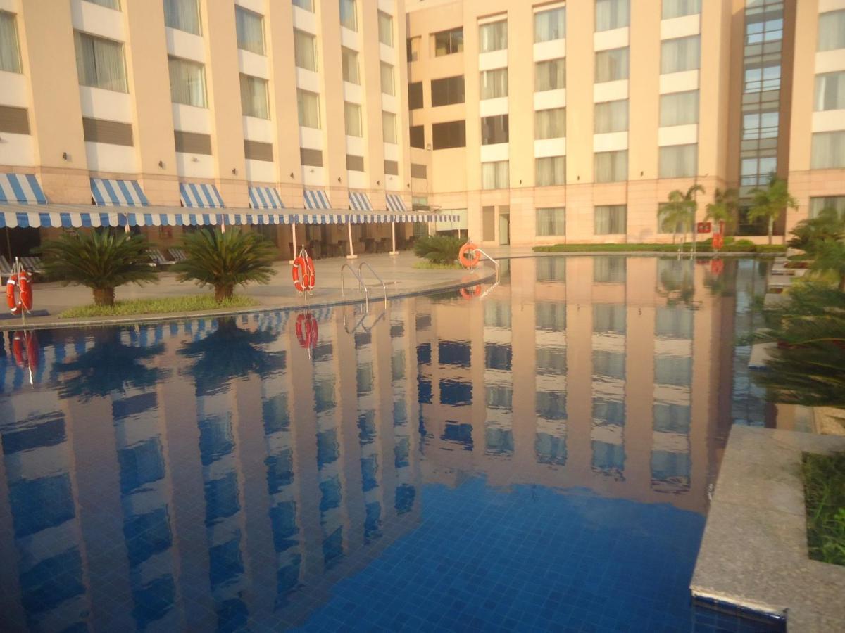 Radisson Blu Hotel Rudrapur מראה חיצוני תמונה